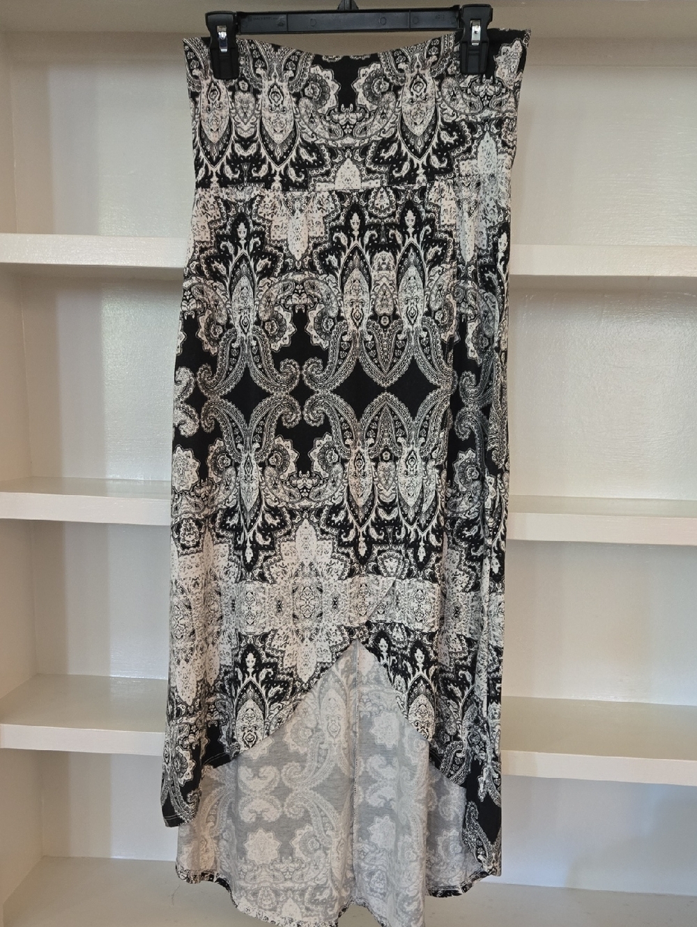 Lily Rose Black & White Printed High-Low Maxi Skirt